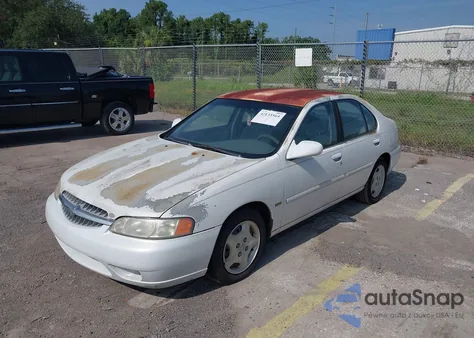 2001 Nissan Altima Gxe из США, поврежденный, VIN 1N4DL01D91C149930